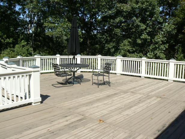 How to Choose the Right Deck Size for Your Home